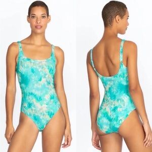 ⭐️Johnny Was Swim tank one piece NWT size med color multi